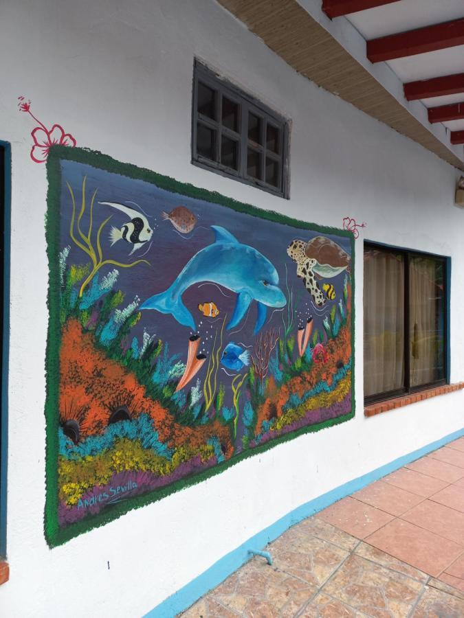 Hotel La Uvita Puerto Limon Extérieur photo